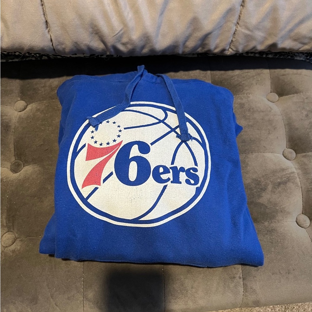 Fanatics 76ers hoodie